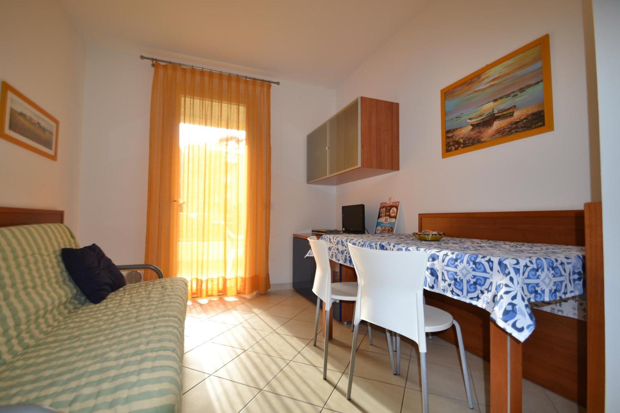 Poli Apartment *