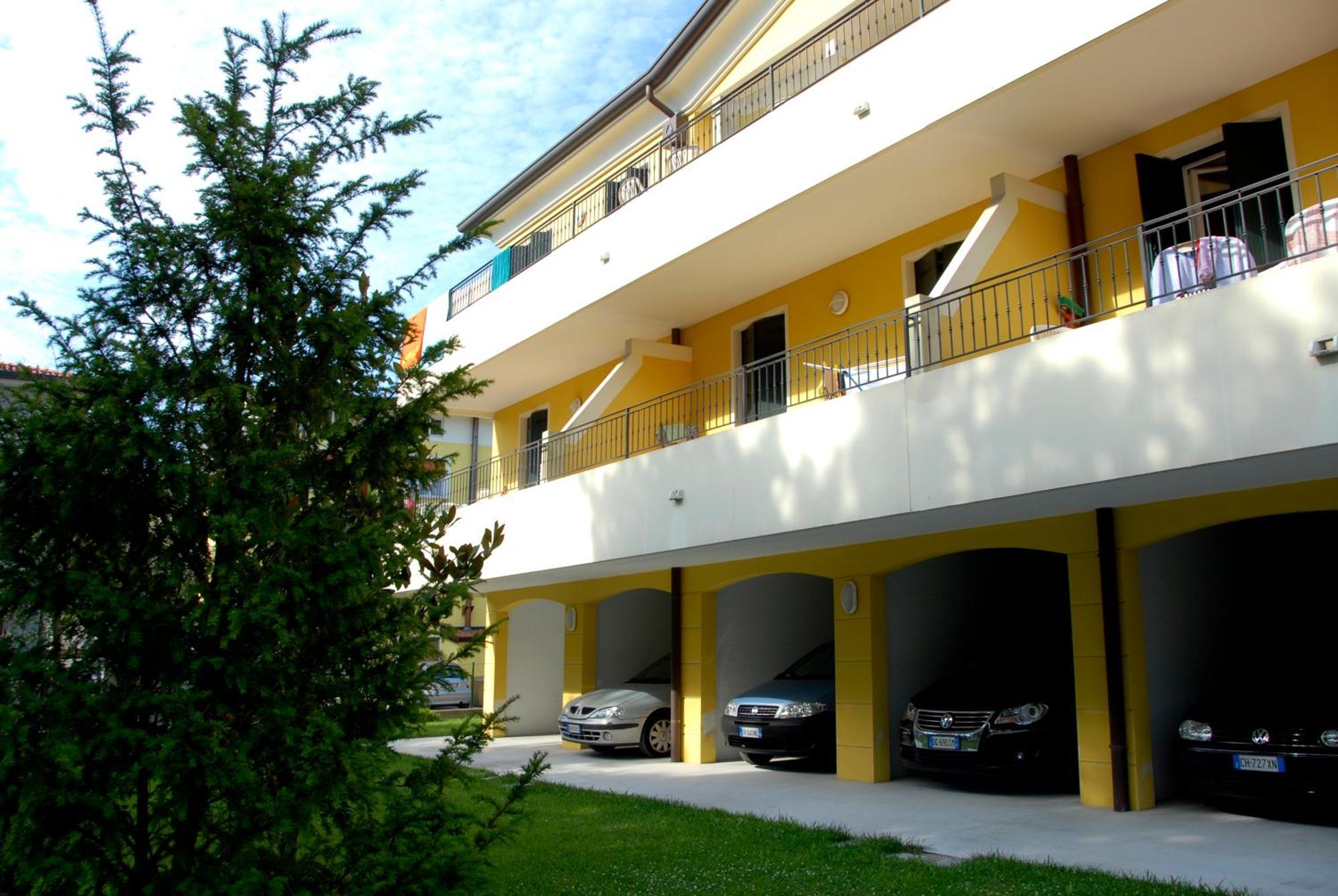 Poli Apartment