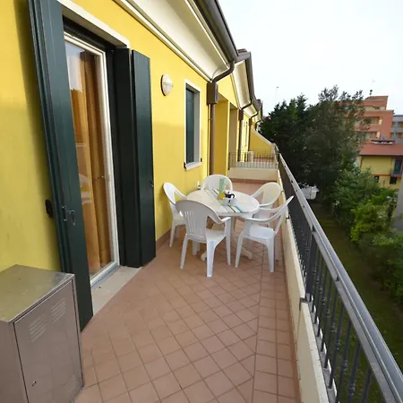 Villa Poli Bibione Exterior photo