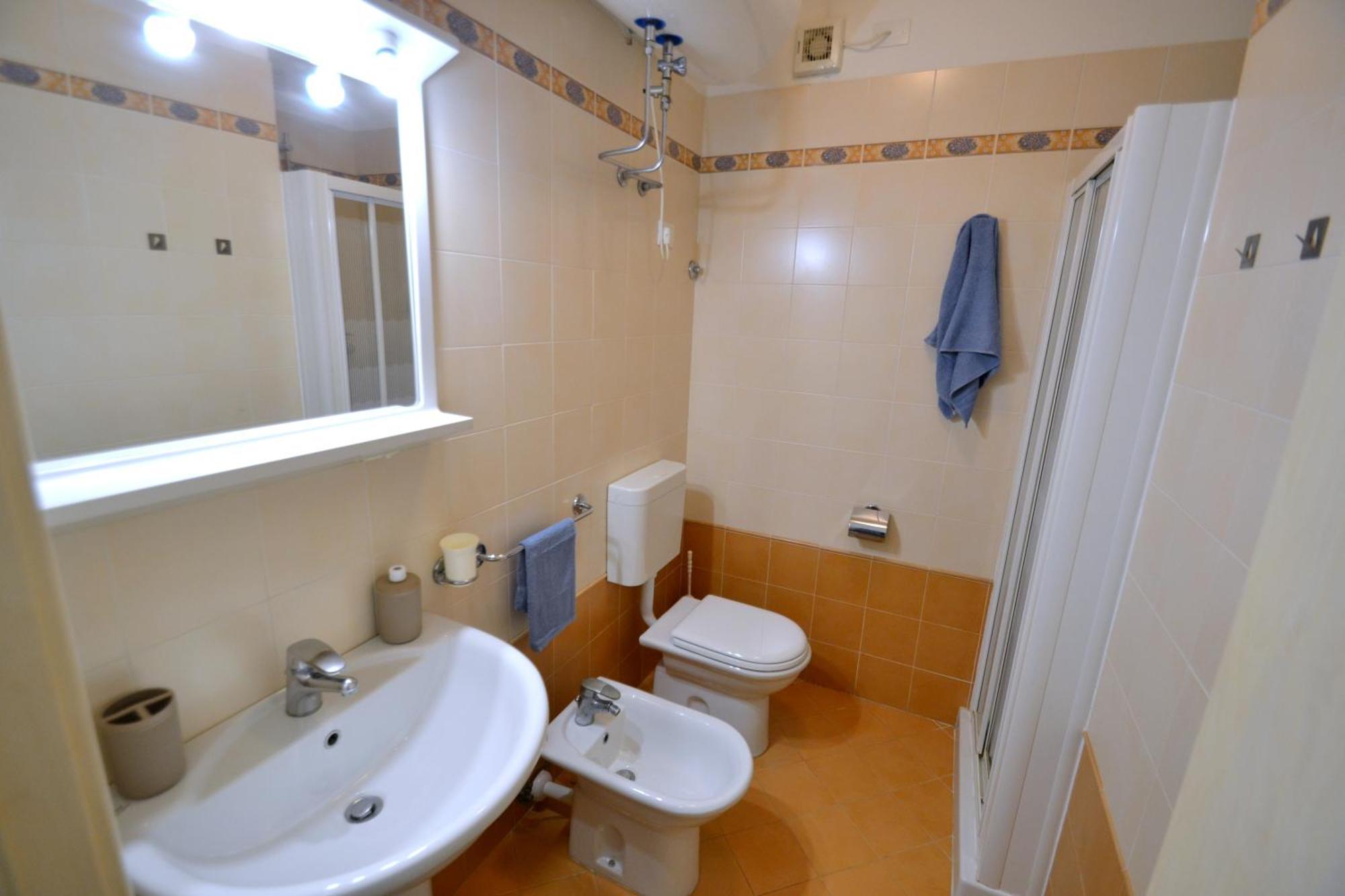 Poli Apartment *